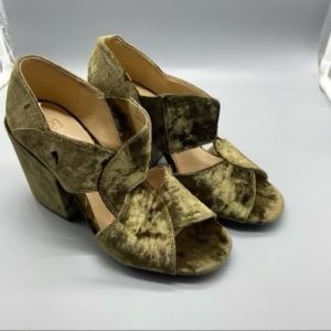 CAbi - Olive Green Interlock Block Heel Pumps -Women Size 9 Moss